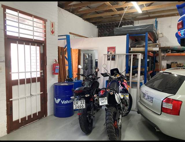 107M² WAREHOUSE RENTED IN DIEP RIVER